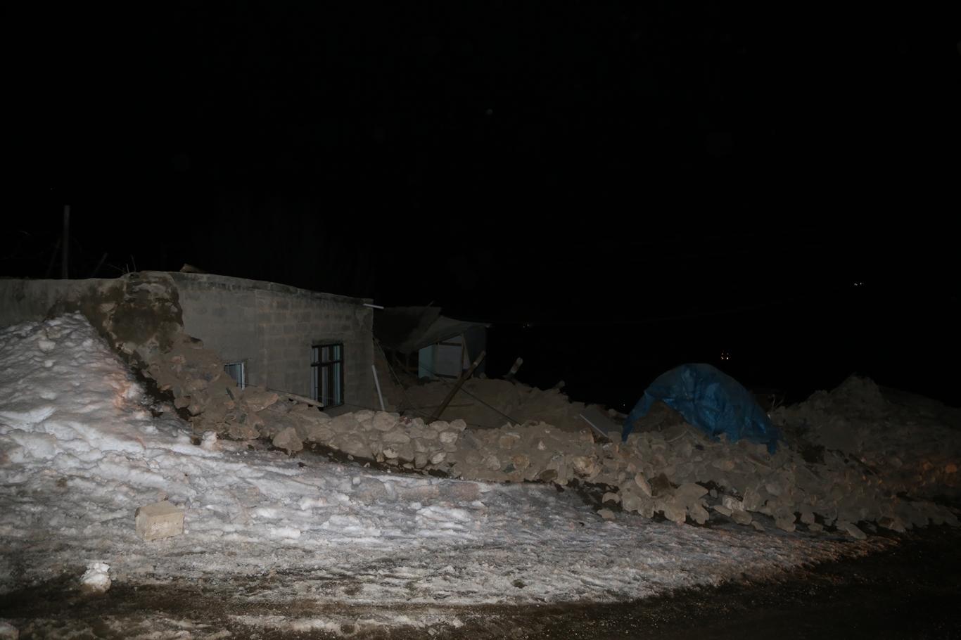 İkinci deprem Gelenler köyünde büyük hasara neden oldu